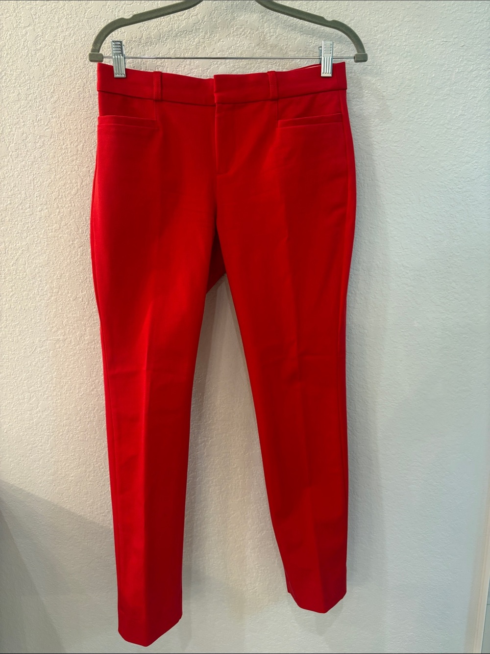 Banana Republic Classic Red Tailored Women's Pants - size 2 Sloan Curvy Fit